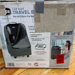 Chicco Car Seat Travel Bag with Spinner Wheels